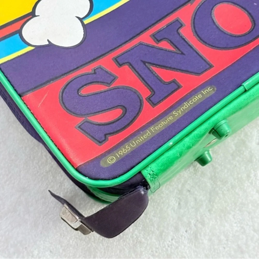 1965 Vintage Snoopy Travel Case Y2K Peanuts Display Collectible Zipper Broken